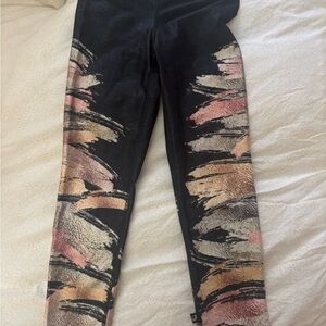 Terez Black Leggings with Multicolor Brush Strokes
